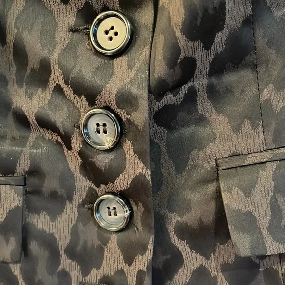 Jacket - Picture 4 of 4